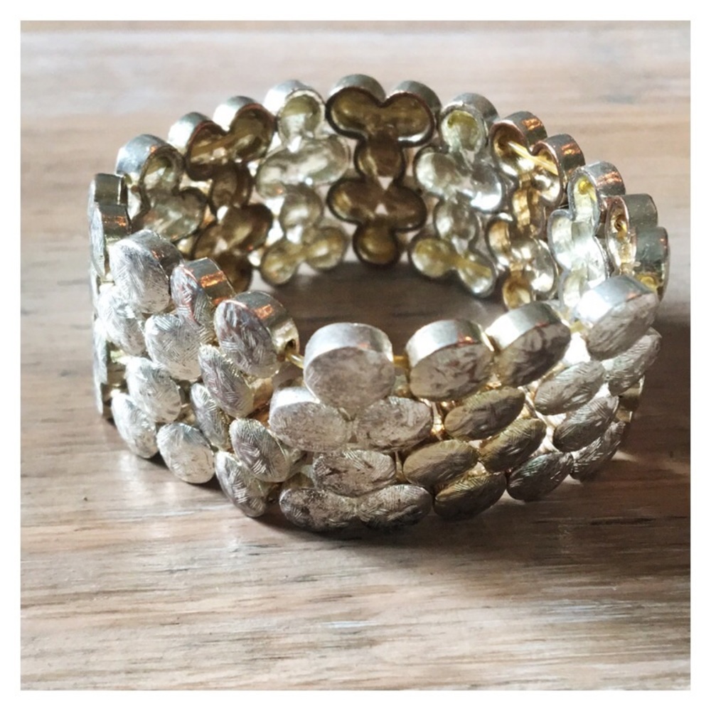 Beautiful Silver & Gold Tone Metal Cuff Bracelet